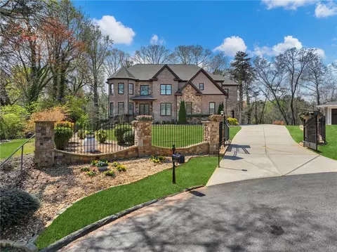 2417 Siesta Ct, Marietta, GA 30062