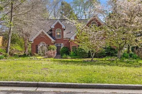 5475 Windswept Trce, Sugar Hill, GA 30518
