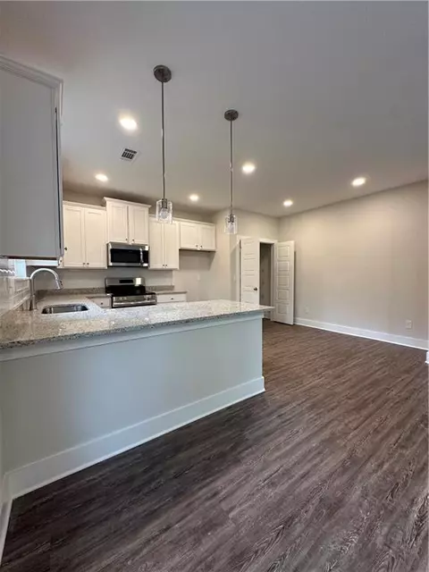 Kitchen - 11060 Cornerstone Way, Hampton, GA 30228 photo 1 of 4