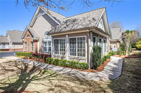 300 Sweet Apple Cir, Alpharetta, GA 30004