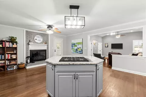 Kitchen - 4178 N Shallowford Rd, Chamblee, GA 30341 photo 6 of 6