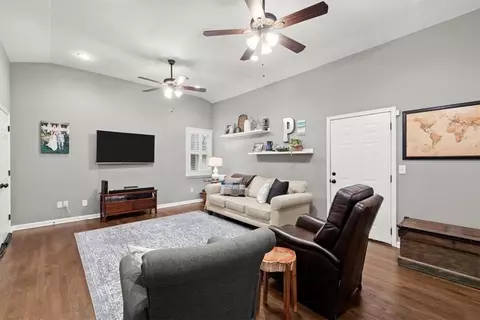 Bedroom - 4178 N Shallowford Rd, Chamblee, GA 30341 photo 4 of 7