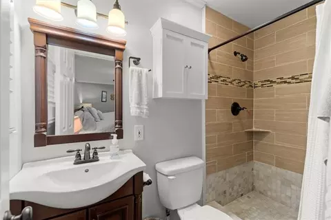 Bath - 4178 N Shallowford Rd, Chamblee, GA 30341 photo 2 of 3