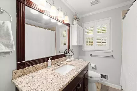 Bath - 4178 N Shallowford Rd, Chamblee, GA 30341 photo 3 of 3