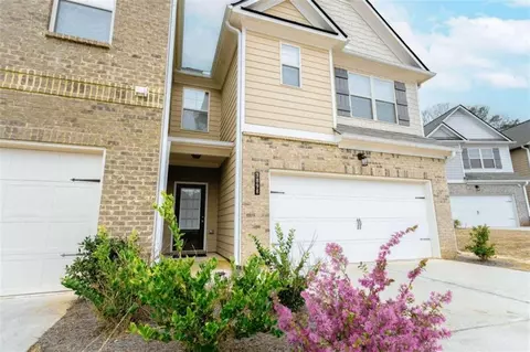 3898 Prospect Point Dr, Oakwood, GA 30566