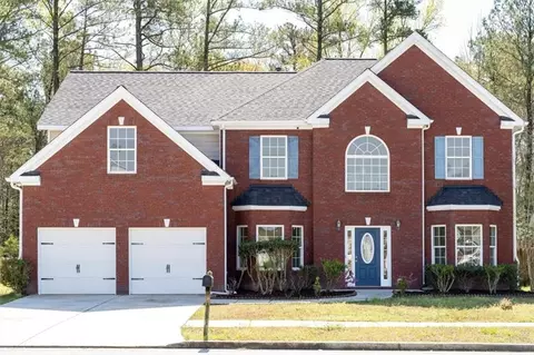 4151 Oak Field Dr, Loganville, GA 30052