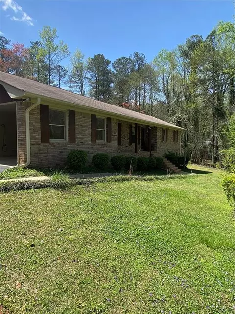 8578 Stone Rd, Douglasville, GA 30135