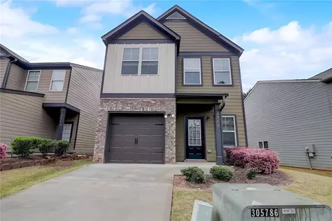3368 Pennington Dr, Lithonia, GA 30038