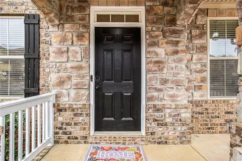 Entry Way - 3217 Bowlin Dr, Fairburn, GA 30213 photo 1 of 2