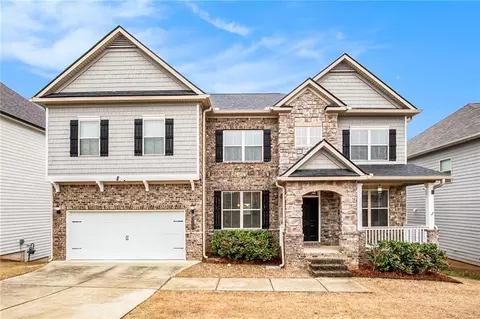 3217 Bowlin Dr, Fairburn, GA 30213