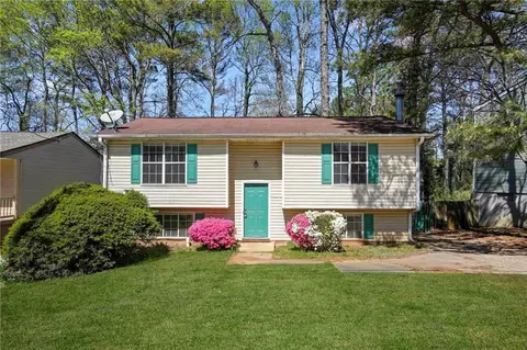 4286 Village Square Ln, Stone Mountain, GA 30083