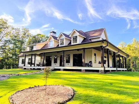 514 Nesbit Loop NE, Resaca, GA 30735