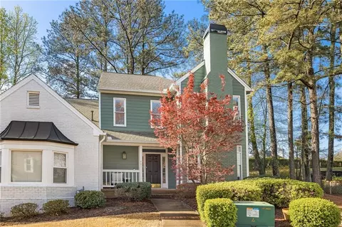 401 Carryback Dr, Marietta, GA 30068