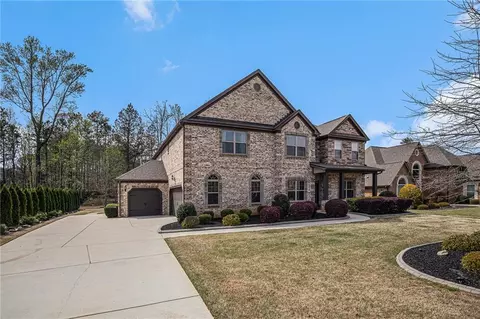 1864 Schofield Dr, Hampton, GA 30228