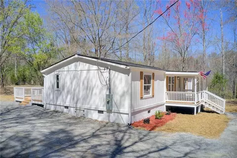 Exterior - 235 Harmon Rd, Temple, GA 30179 photo 2 of 10