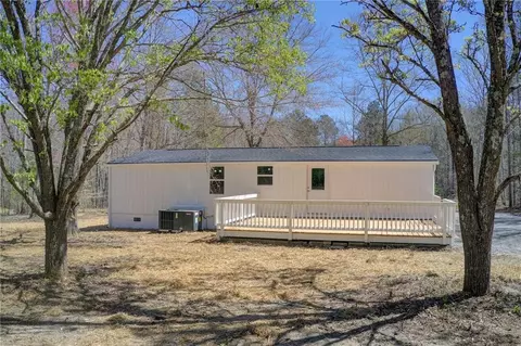 Exterior - 235 Harmon Rd, Temple, GA 30179 photo 9 of 10