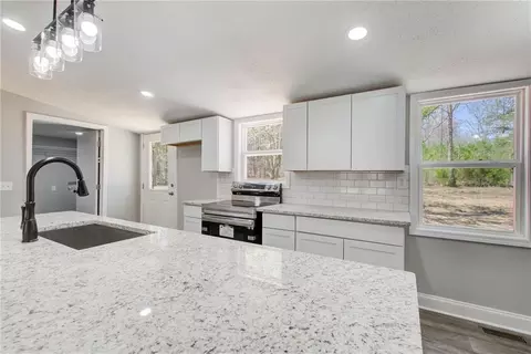 Kitchen - 235 Harmon Rd, Temple, GA 30179 photo 3 of 8