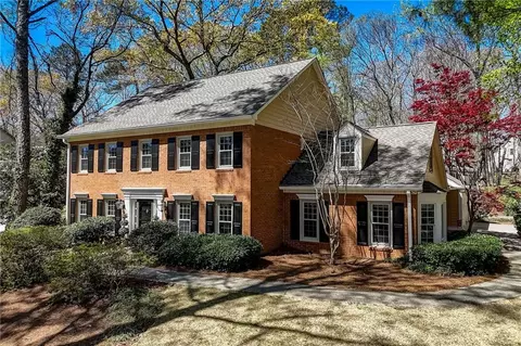 4350 N Smoke Ridge Ct NE, Roswell, GA 30075