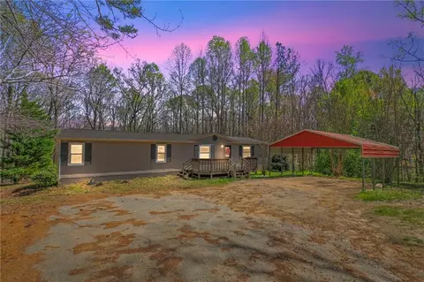83 Twin Creeks Dr, Bremen, GA 30110