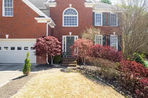 2219 Saint Kennedy Ln, Buford, GA 30518