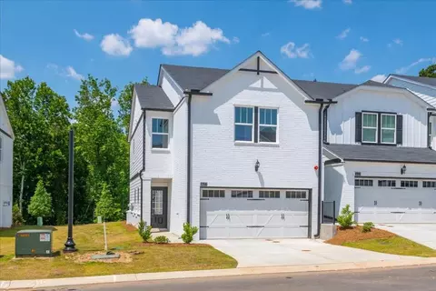 1617 Flint River Pl SE, Mableton, GA 30126