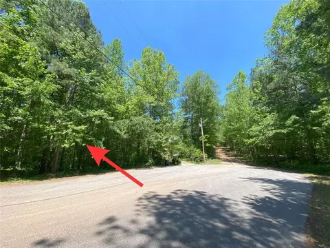 8216 Hale Mountain Ct, Hiram, GA 30141