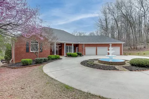 4724 Oak Glen Ct, Gainesville, GA 30507