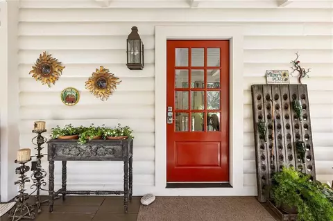 Entry Way - 1070 Bethany Rd, Jasper, GA 30143 photo 1 of 5