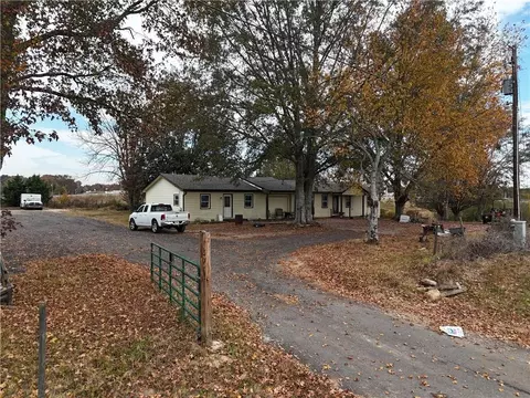2425 Alcovy Rd, Dacula, GA 30019 photo 2