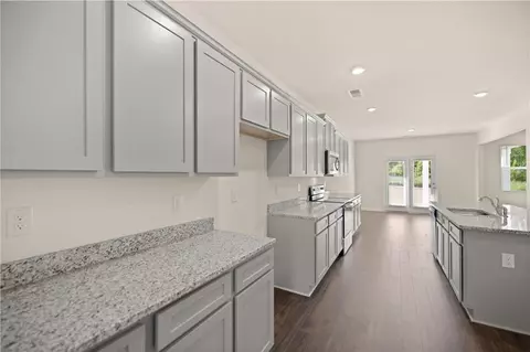 Kitchen - 70 Ralph Still Rd, Dacula, GA 30019 photo 4 of 4