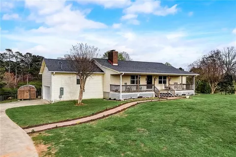 5268 Clarks Bridge Rd, Gainesville, GA 30506