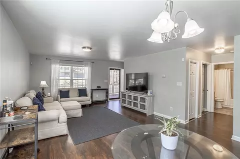 Living - 3232 Bristol Ln, Duluth, GA 30096 photo 3 of 4