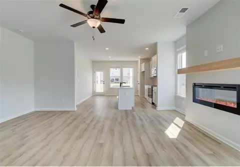 145 Geranium Ln, Covington, GA 30016 photo 5
