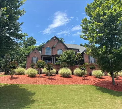 3694 Silver Brook Ln, Gainesville, GA 30506