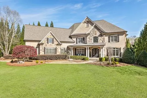 620 Glenover Dr, Milton, GA 30004