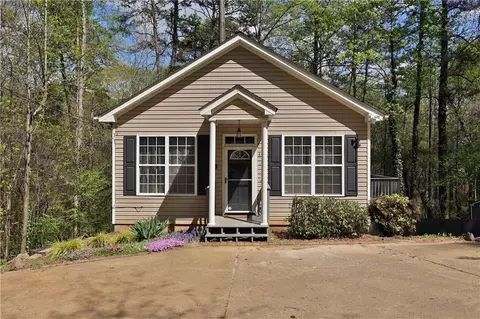 5510 Belvedere St, Cumming, GA 30041