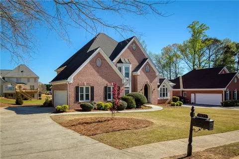 1525 Chadberry Way, Lawrenceville, GA 30043