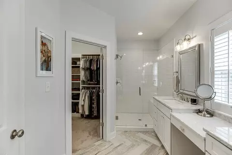 Bath - 1866 8th St, Chamblee, GA 30341 photo 3 of 4
