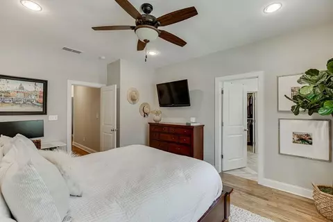 Bedroom - 1866 8th St, Chamblee, GA 30341 photo 8 of 10