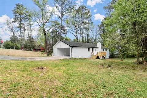 6338 Shallow Creek Ln, Douglasville, GA 30135