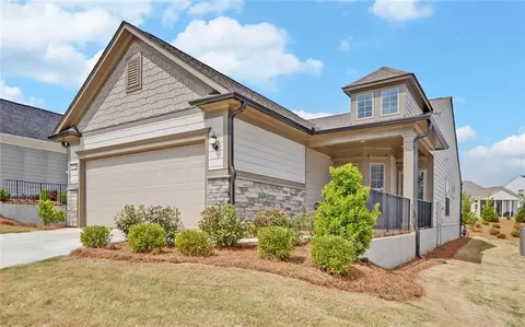 5740 Grapewood St, Hoschton, GA 30548