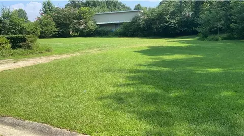 4501 Merlin Dr, Douglasville, GA 30134