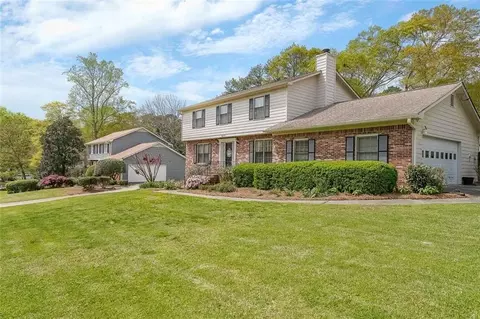 4575 Brandon Dr SW, Lilburn, GA 30047