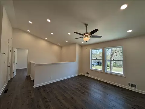 75 Spring Valley Dr, Covington, GA 30016 photo 4