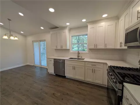 75 Spring Valley Dr, Covington, GA 30016 photo 6