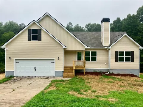 712 Mossy Oak Dr, Jackson, GA 30233