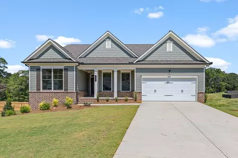 235 Dooly Dr, Statham, GA 30666