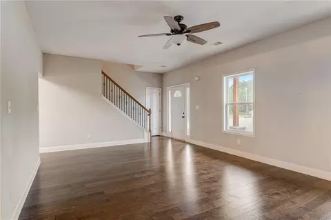 Living - 95 Wellsley Dr, Covington, GA 30014 photo 5 of 6
