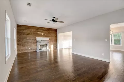 Living - 95 Wellsley Dr, Covington, GA 30014 photo 6 of 6