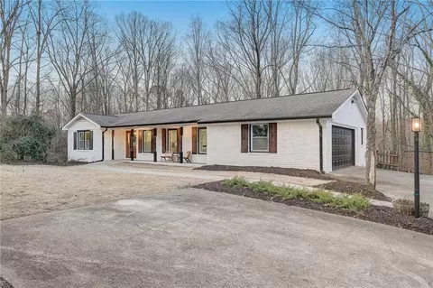 Exterior - 405 Avery Rd, Canton, GA 30115 photo 3 of 19